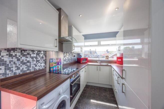 3 bed Terraced for sale Image 7