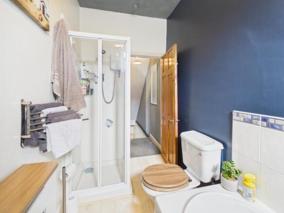 2 bed Terraced for sale Image 7