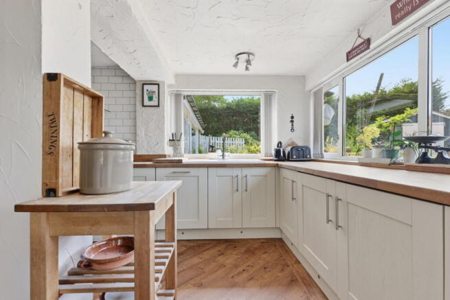 3 bed Cottage for sale Image 9
