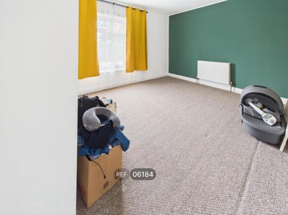 2 bed Terraced to rent Image 10