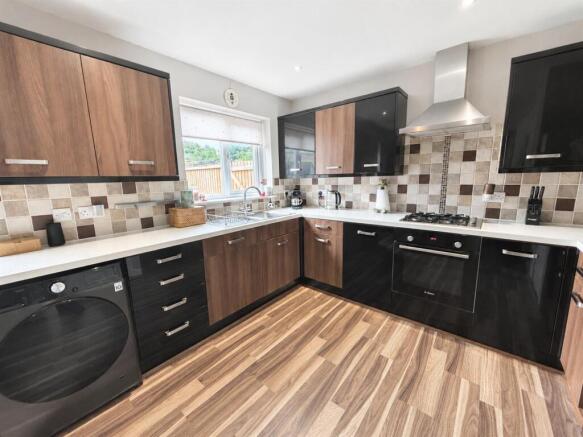 3 bed End of Terrace for sale Image 11