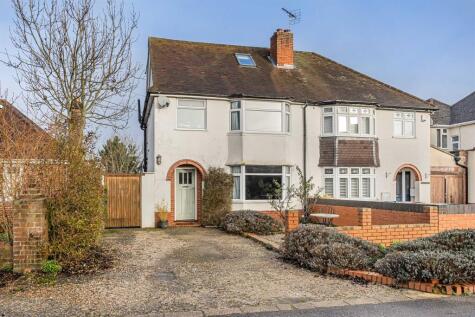 Highdown Avenue, Emmer Green, Reading