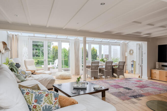 Living room 1