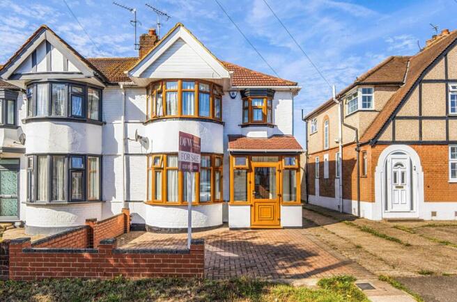 Davidson Frost-Wellings, DFW, Sancroft Road, Harro