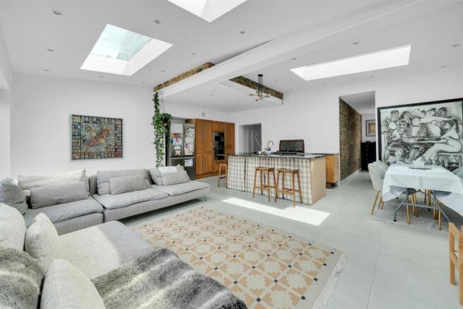 Shortlands Gardens, Shortlands, BR2 photo 2
