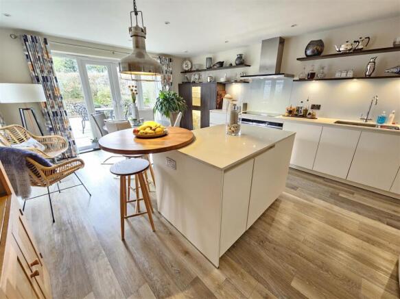 Kitchen Dining Room.jpg