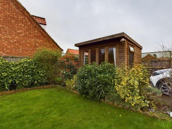 Garden-summerhouse