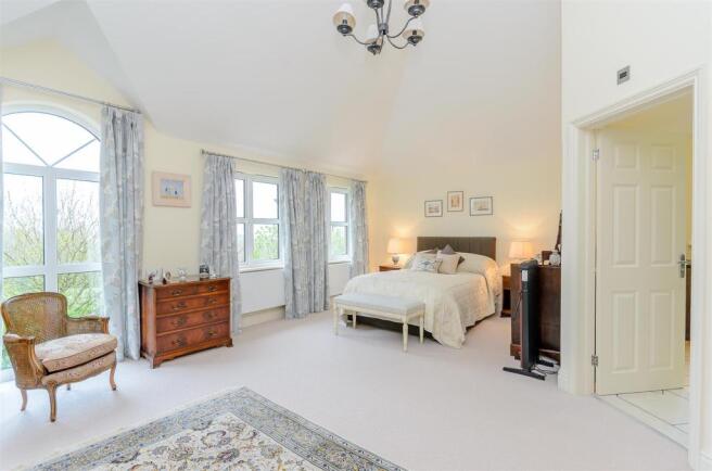 8338732-interior27.jpg
