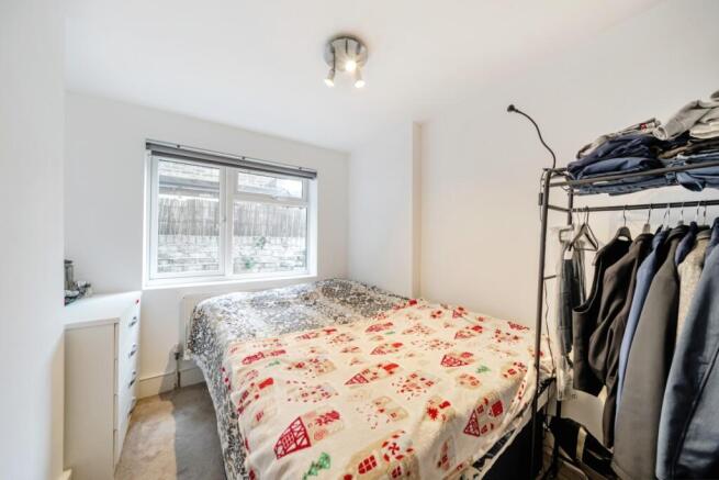 1432104-5-69cce53...