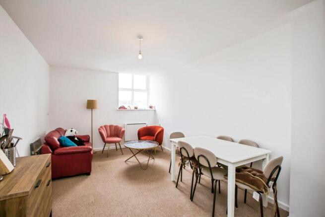 1 bed Flat for sale Image 5