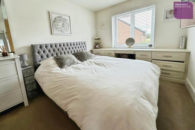 3 bed Semi-Detached for sale Image 12