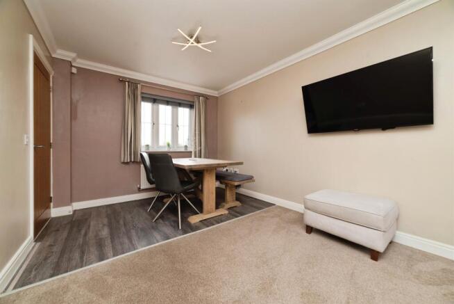 3 bed Detached for sale Image 4
