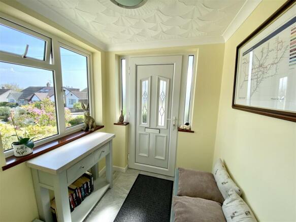 ENTRANCE PORCH