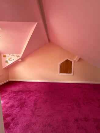1 bed Duplex to rent Image 5