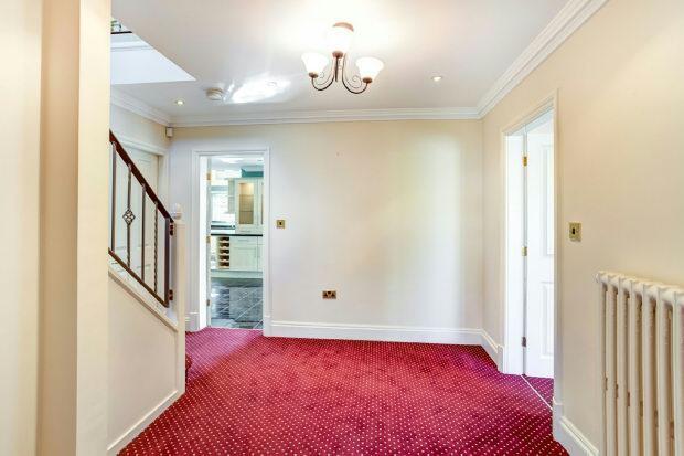 RECEPTION HALLWAY PH