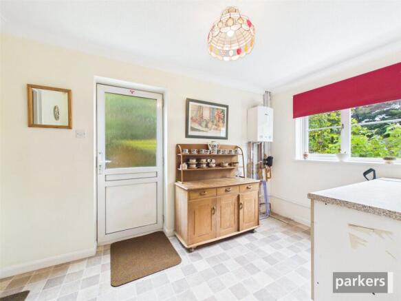 Brackendale Way, Reading, Berkshire, RG6 photo 4