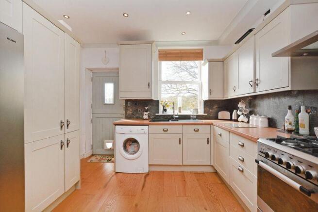 Fitted Kitchen