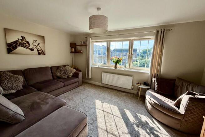 4 bed Town House for sale Image 9