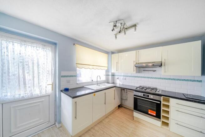 1 bed Flat to rent Image 3