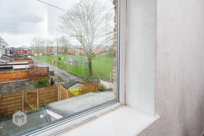 Bury Road, Tottington, BL8 photo 4