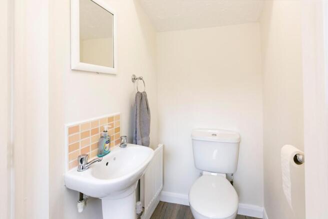3 bed Terraced for sale Image 10