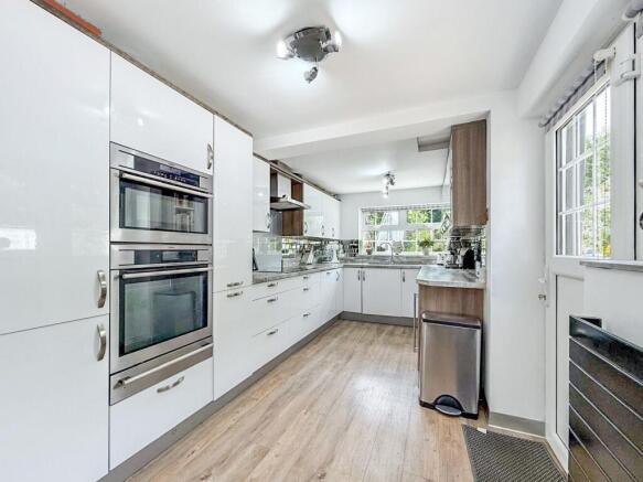 2 bed End of Terrace for sale Image 12