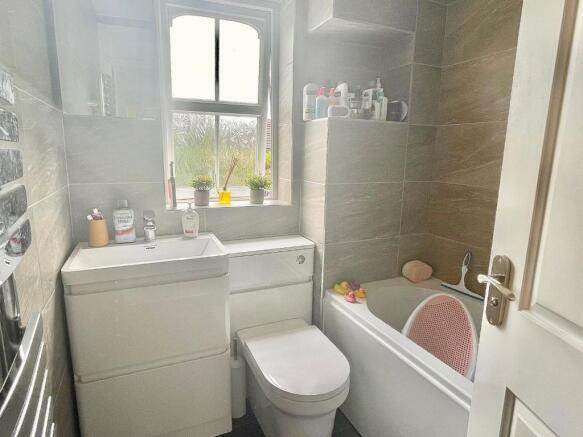 Photo 11