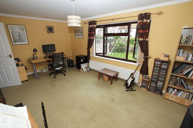 Music Room/Sec...