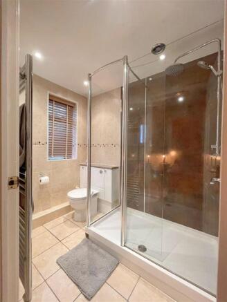En-suite.jpg