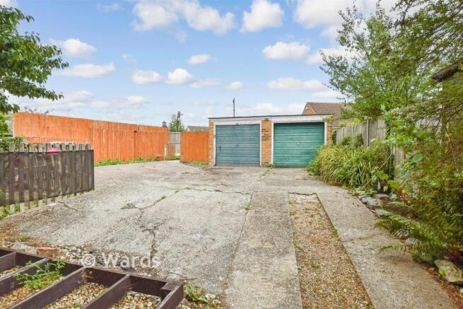 Driveway/Parking