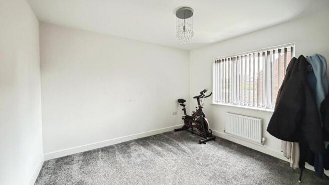 4 bed Detached for sale Image 10