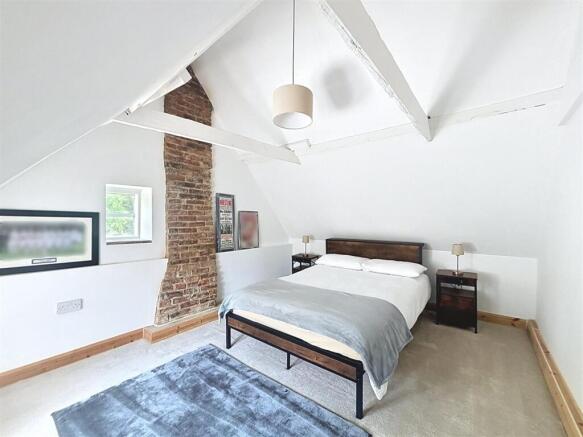 2 bed Detached for sale Image 11