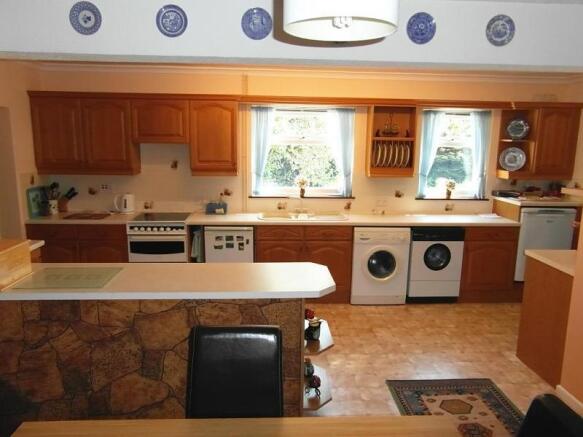 kitchen/breakfast room