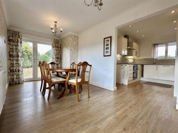 open-plan dining-kitchen
