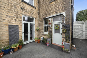 28, Nields Road, Slaithwaite, Huddersfield HD7 5HT