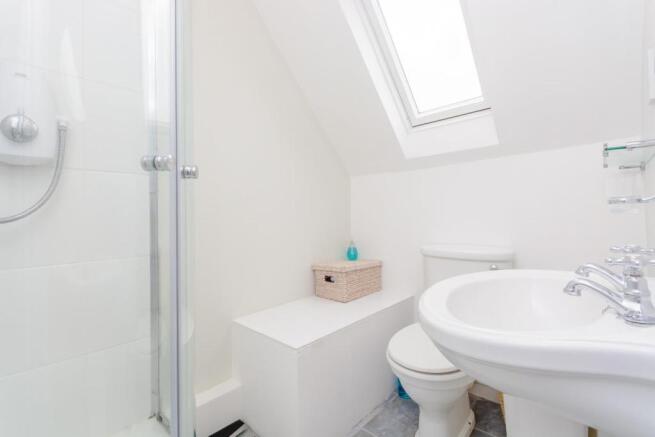 En-suite Shower