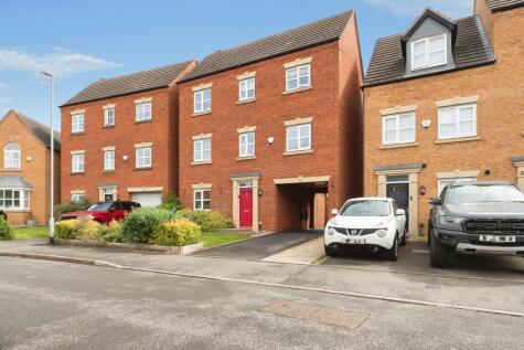 Lowes Drive, Tamworth, Staffordshire, B77