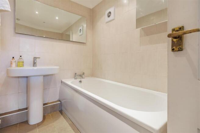 189a Lindsey Street (6).jpg