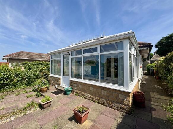 2 bed Semi-Detached Bungalow for sale Image 4