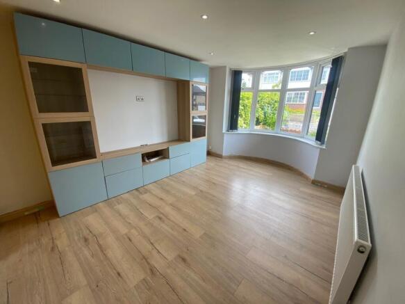 3 bed House to rent Image 8