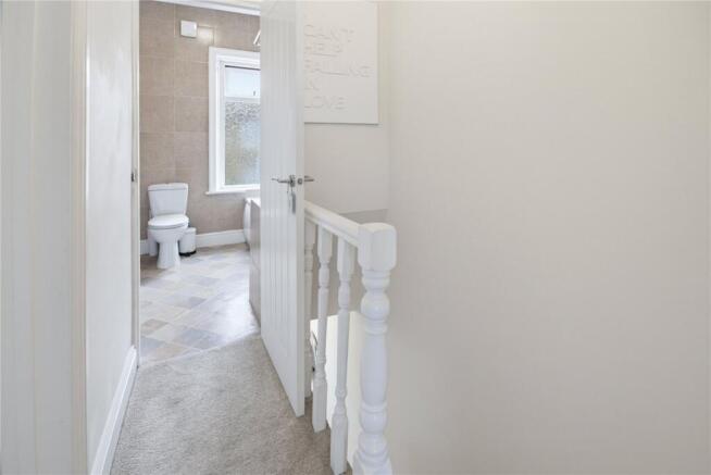 2 bed Terraced for sale Image 11