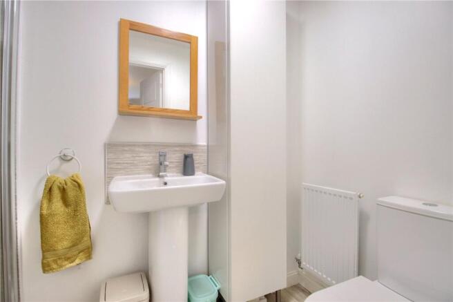 3 bed Terraced for sale Image 8