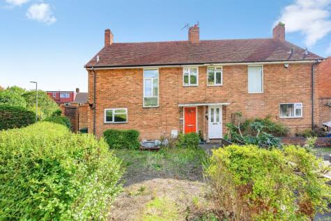 Rosehill Gardens, ABBOTS LANGLEY