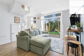 32, Jacks Farm Way, London E4 9AQ
