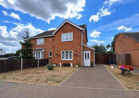 Norman Close, St Osyth, Clacton-on-Sea, CO16