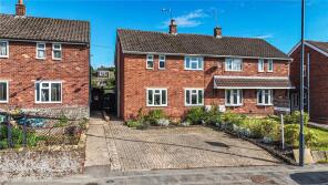 50, Valley Road, Nuneaton CV10 9NH