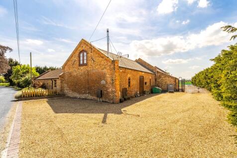 Station Road, Walpole Cross Keys
