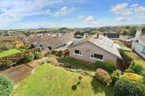 42, The Fairway, Plymouth PL8 1DP