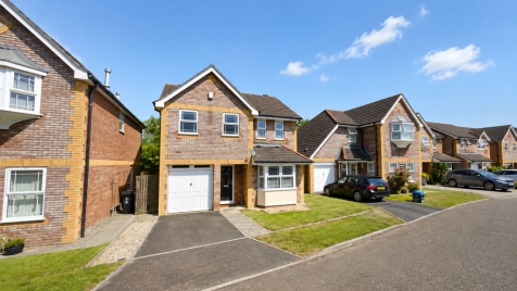 South Brent Close, Brent Knoll, TA9 4BS