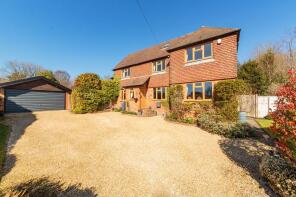 Highfields, Main Road, Uckfield TN22 4HS